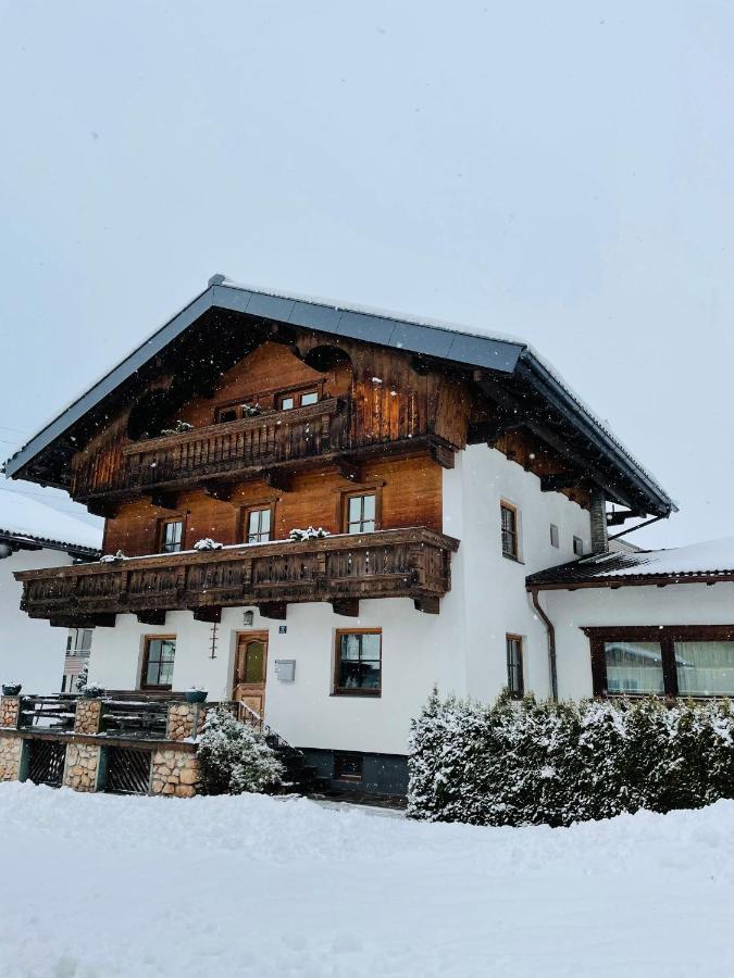 Ferienhaus Anna 齐勒河谷采尔 外观 照片